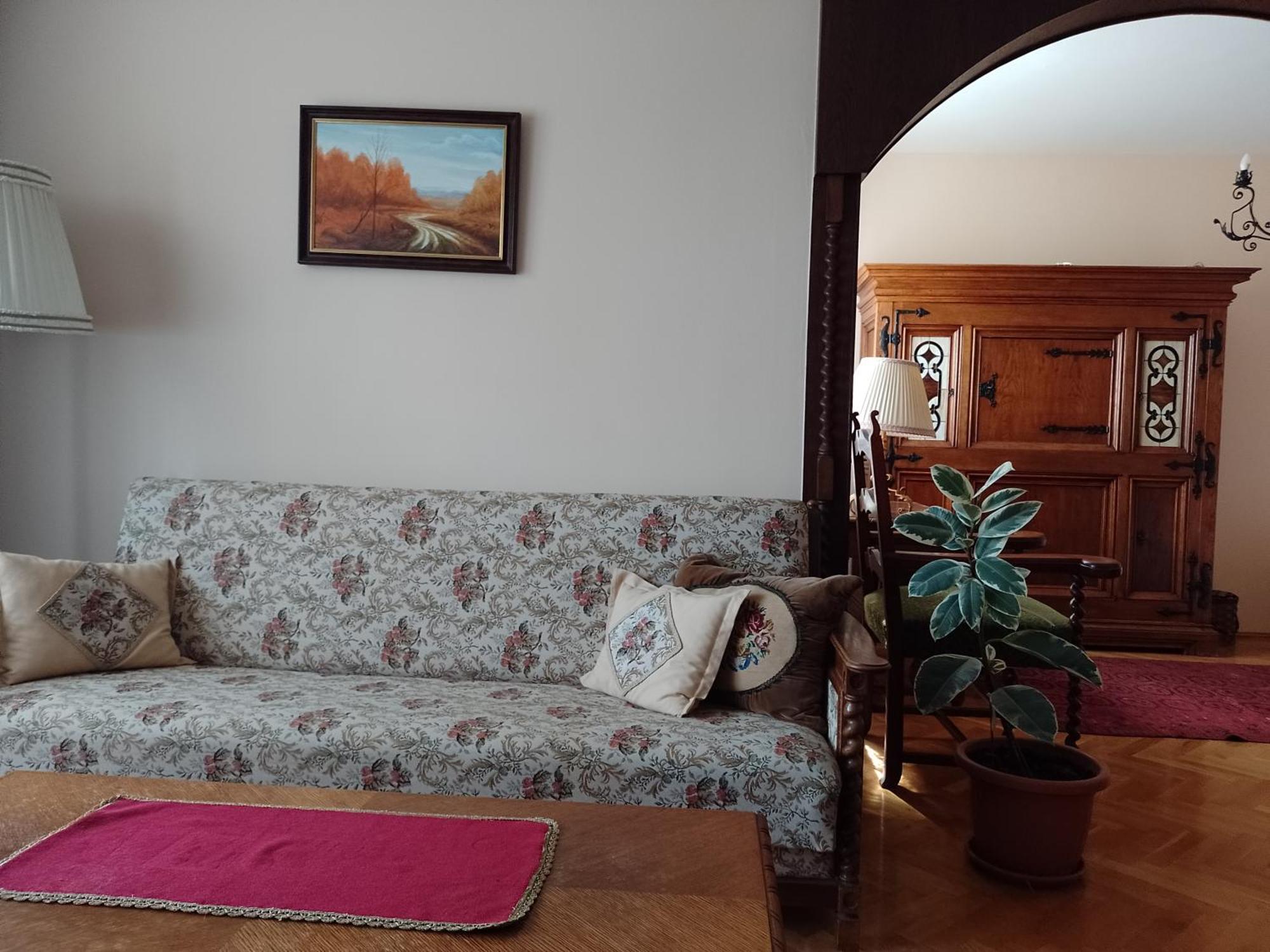 Belvarosi Classic Apartman 85 Square Meters Szombathely Exterior photo